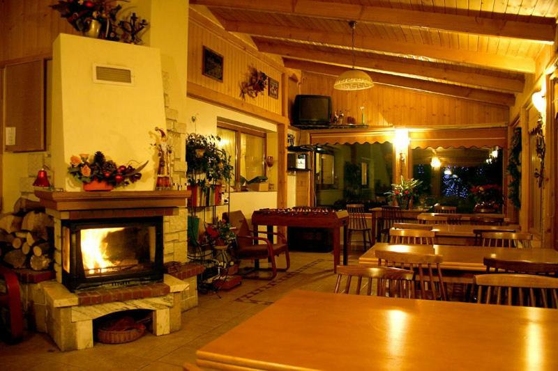 Hotel Osrodek Wczasowy Sokol Rabka-Zdrój Esterno foto
